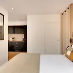 De *